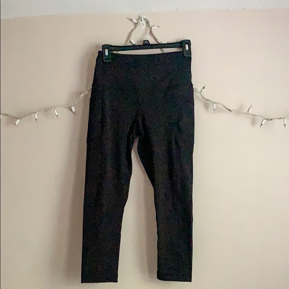 90 Degree Black Crop Leggings